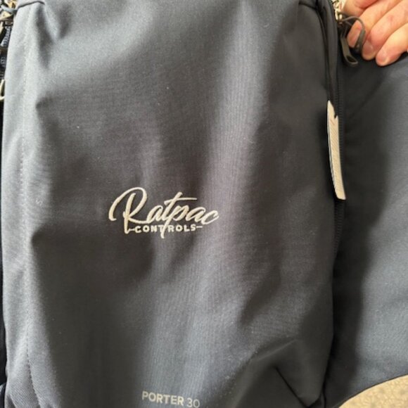 Osprey Porter 30L Carry On Travel Backpack - Petunia Blue color. - Picture 15 of 16